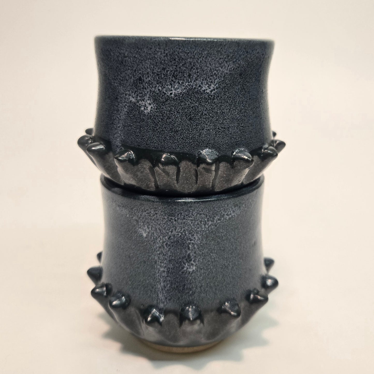 Cups - Spikes