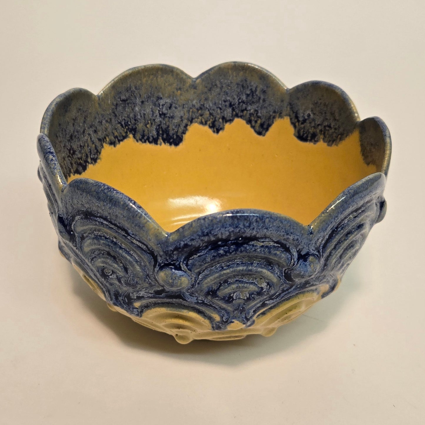 Bowl - Waves with buttons