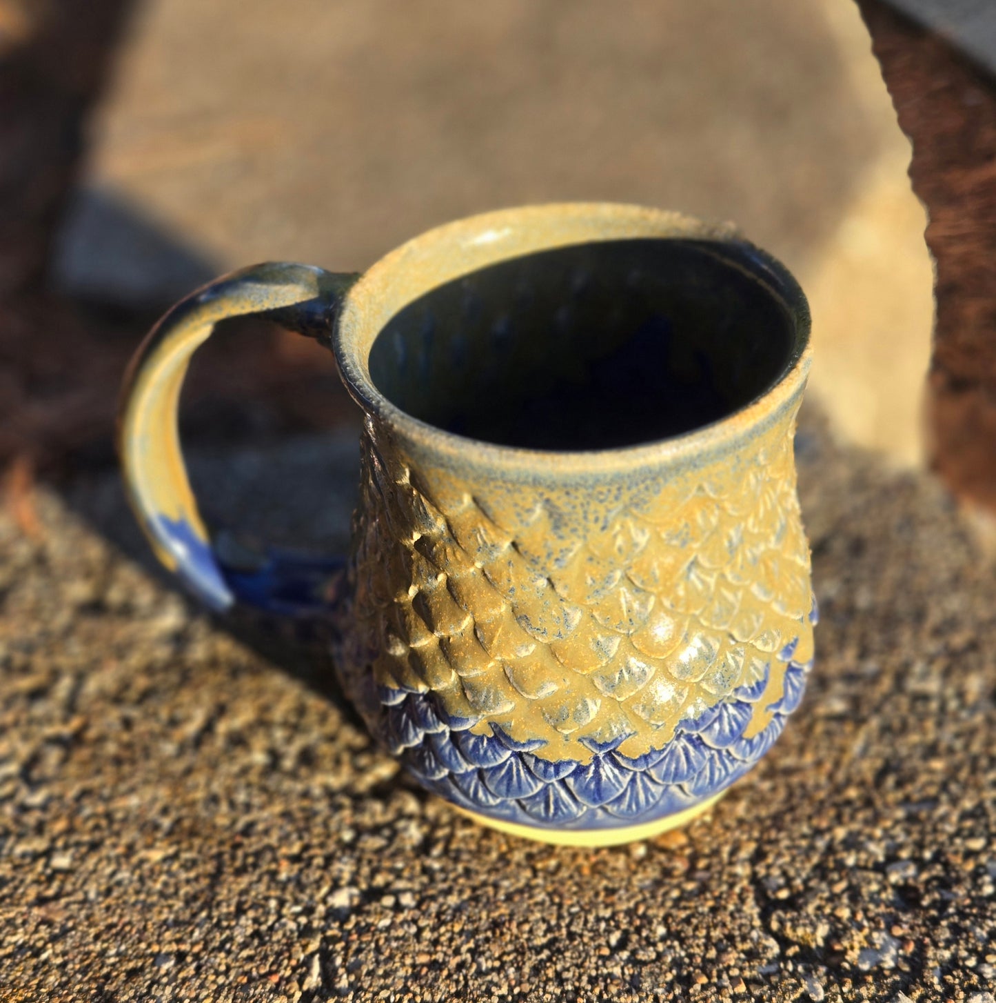 Mug - Scales